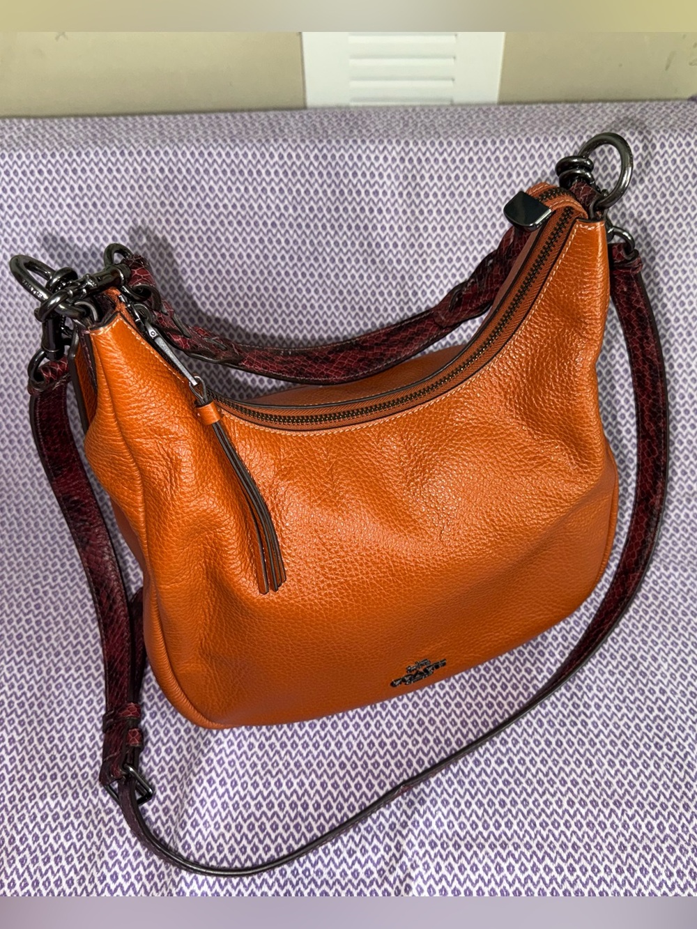 Coach Jules Hobo bag in Sunset pebble leather, featuring snake-embossed straps - Picture 2 of 8